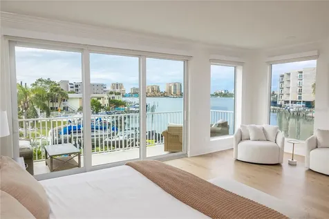 372 Larboard Way Clearwater Beach FL 33767