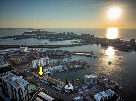 372 Larboard Way Clearwater Beach FL 33767