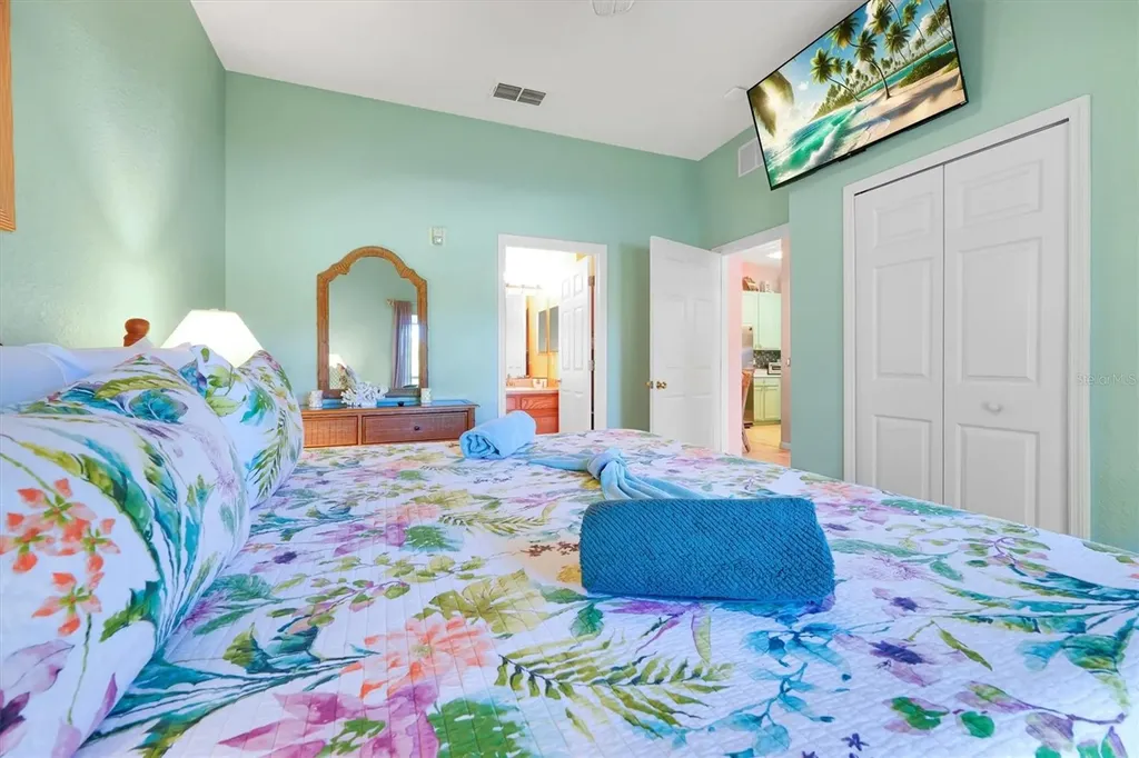 1004 Gran Bahama Boulevard Davenport FL 33897