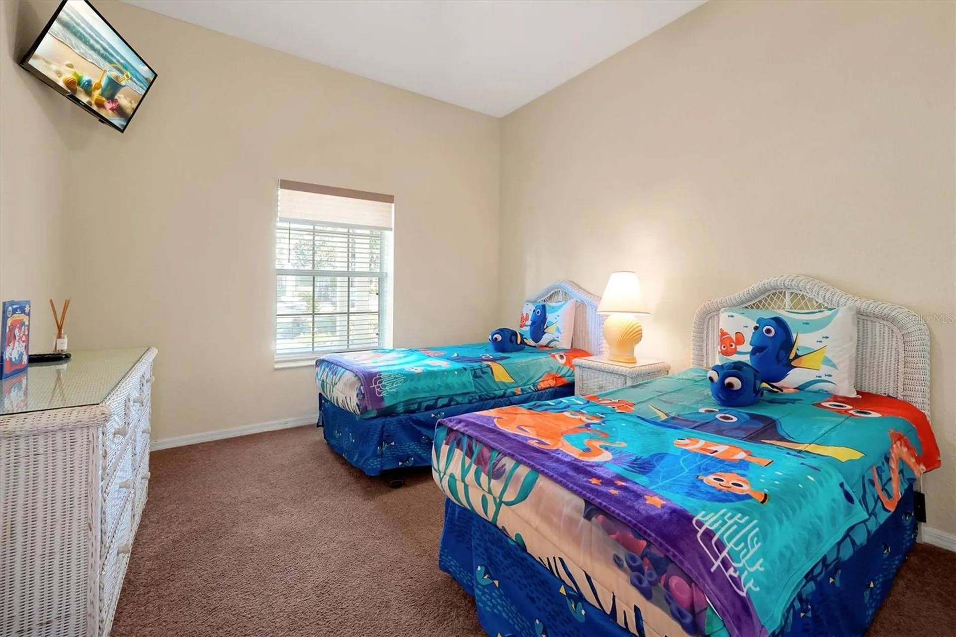1004 Gran Bahama Boulevard Davenport FL 33897