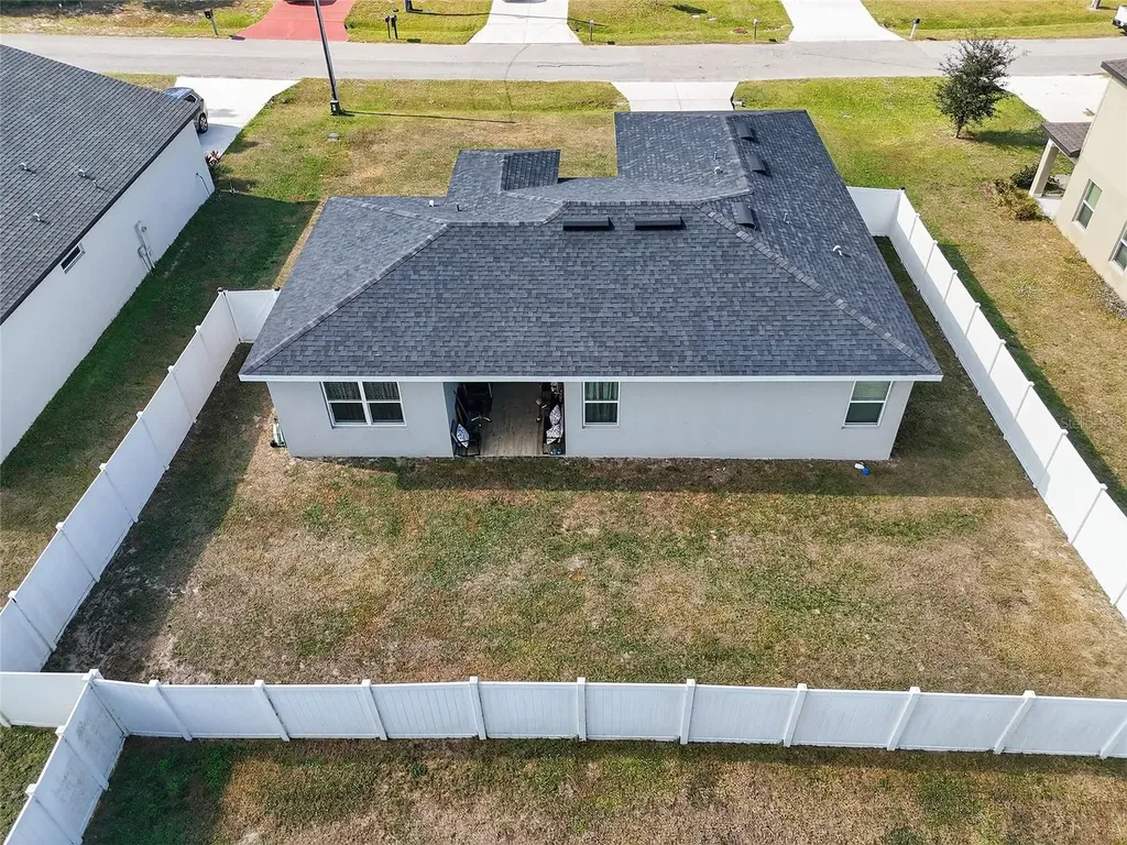 1664 Redfin Drive Kissimmee FL 34759
