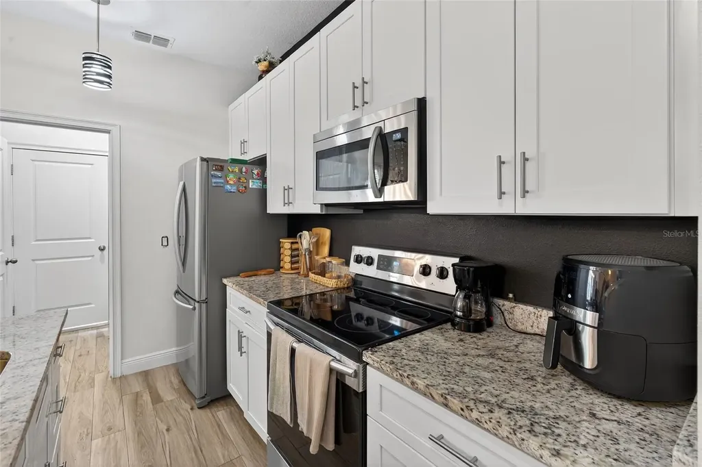 1664 Redfin Drive Kissimmee FL 34759