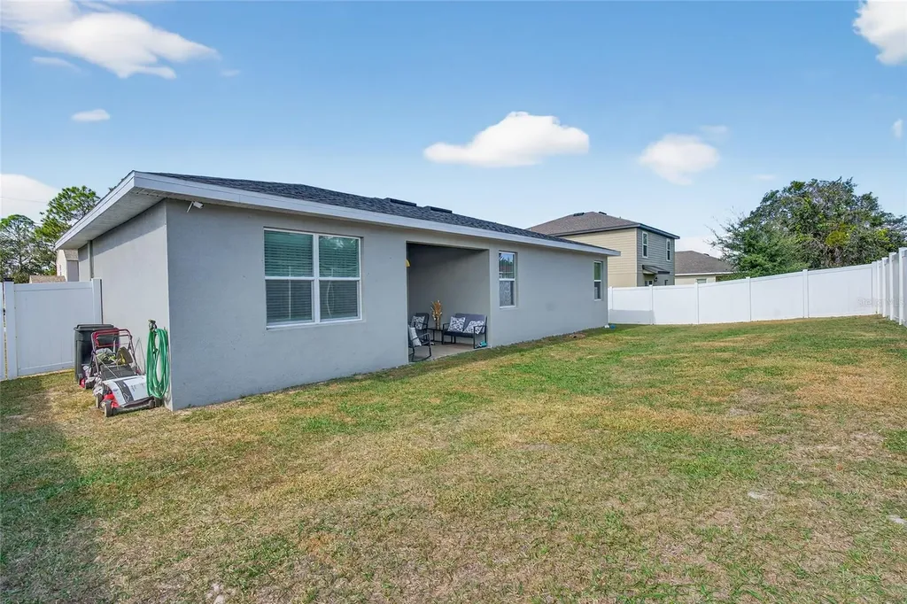 1664 Redfin Drive Kissimmee FL 34759