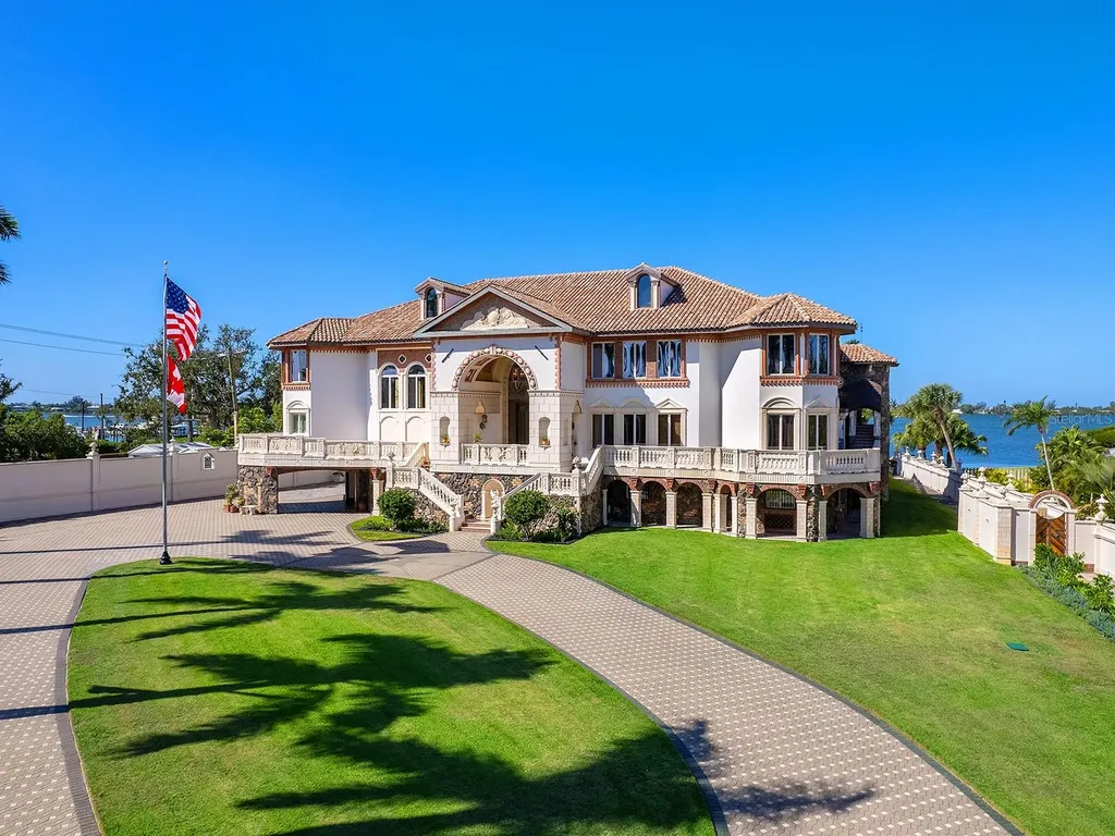 1310 S Lake Shore Drive Sarasota FL 34231