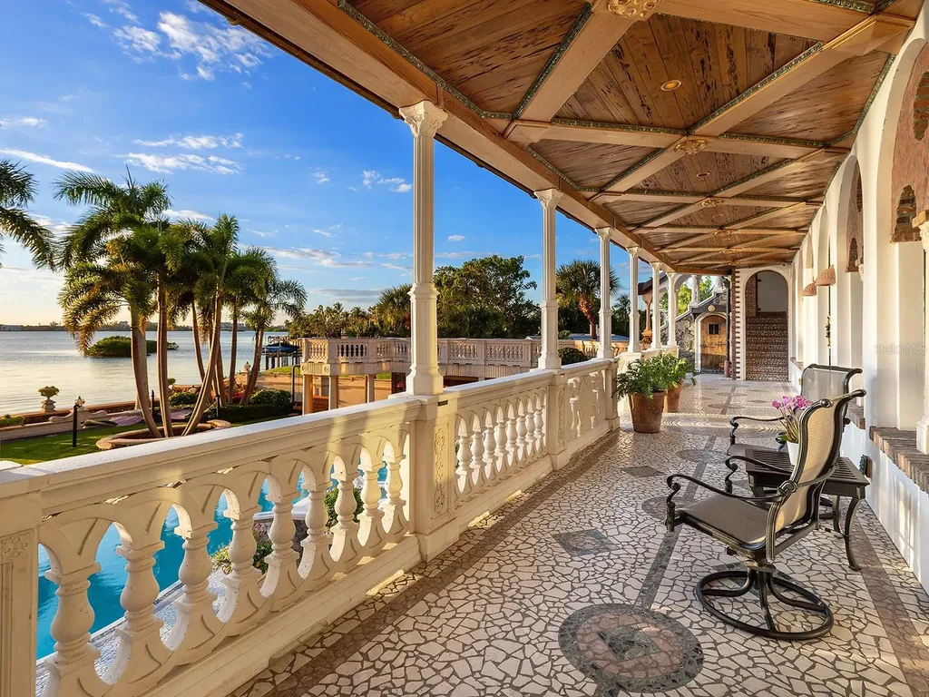 1310 S Lake Shore Drive Sarasota FL 34231