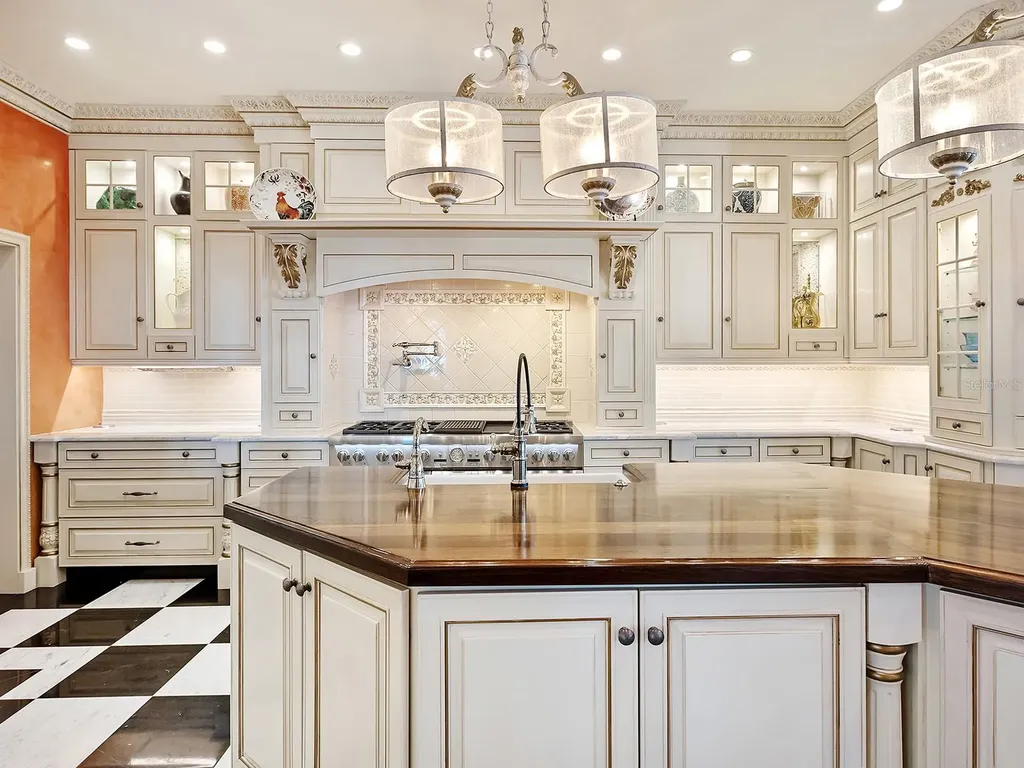 1310 S Lake Shore Drive Sarasota FL 34231