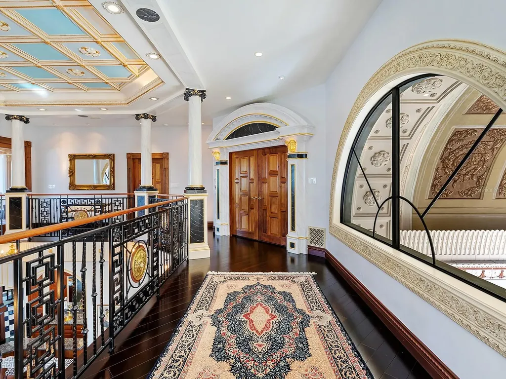 1310 S Lake Shore Drive Sarasota FL 34231