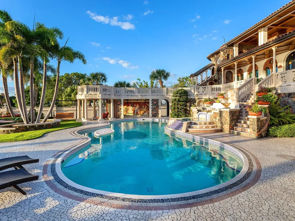 1310 S Lake Shore Drive Sarasota FL 34231
