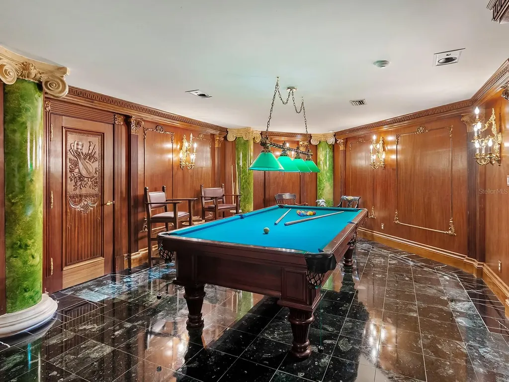 1310 S Lake Shore Drive Sarasota FL 34231