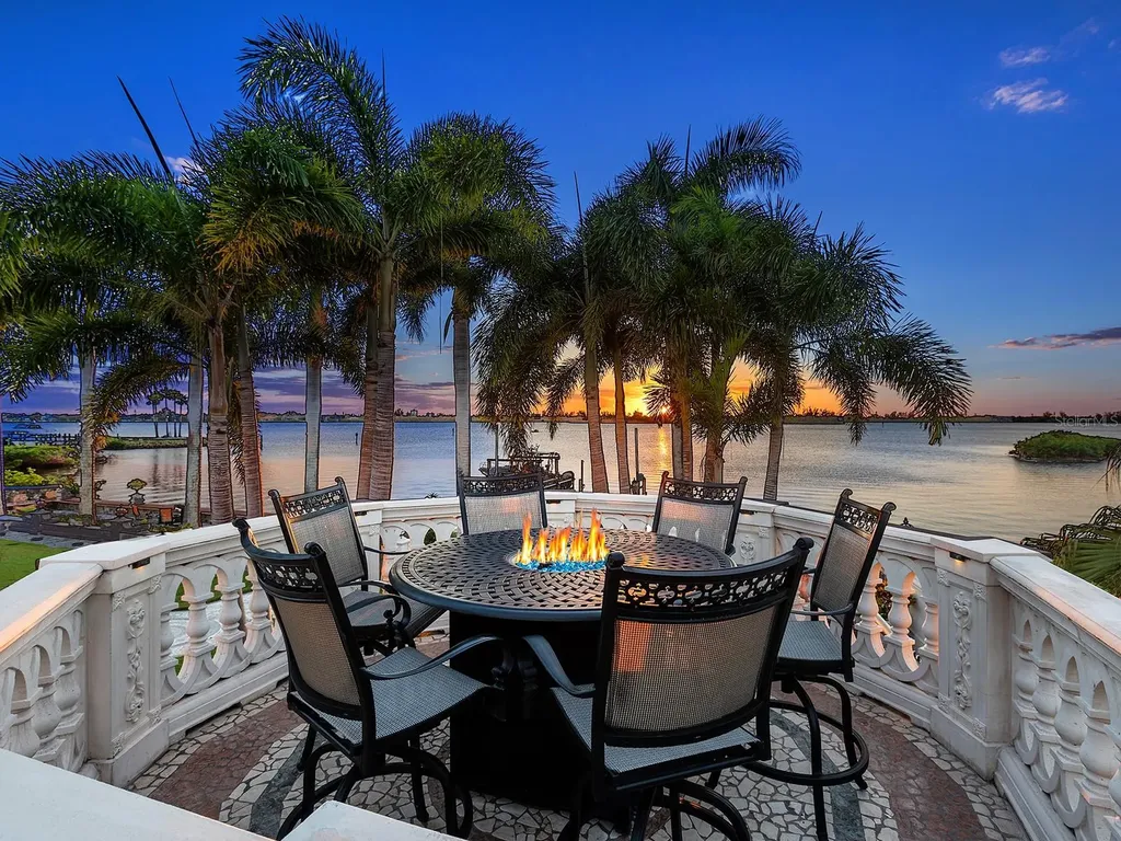 1310 S Lake Shore Drive Sarasota FL 34231