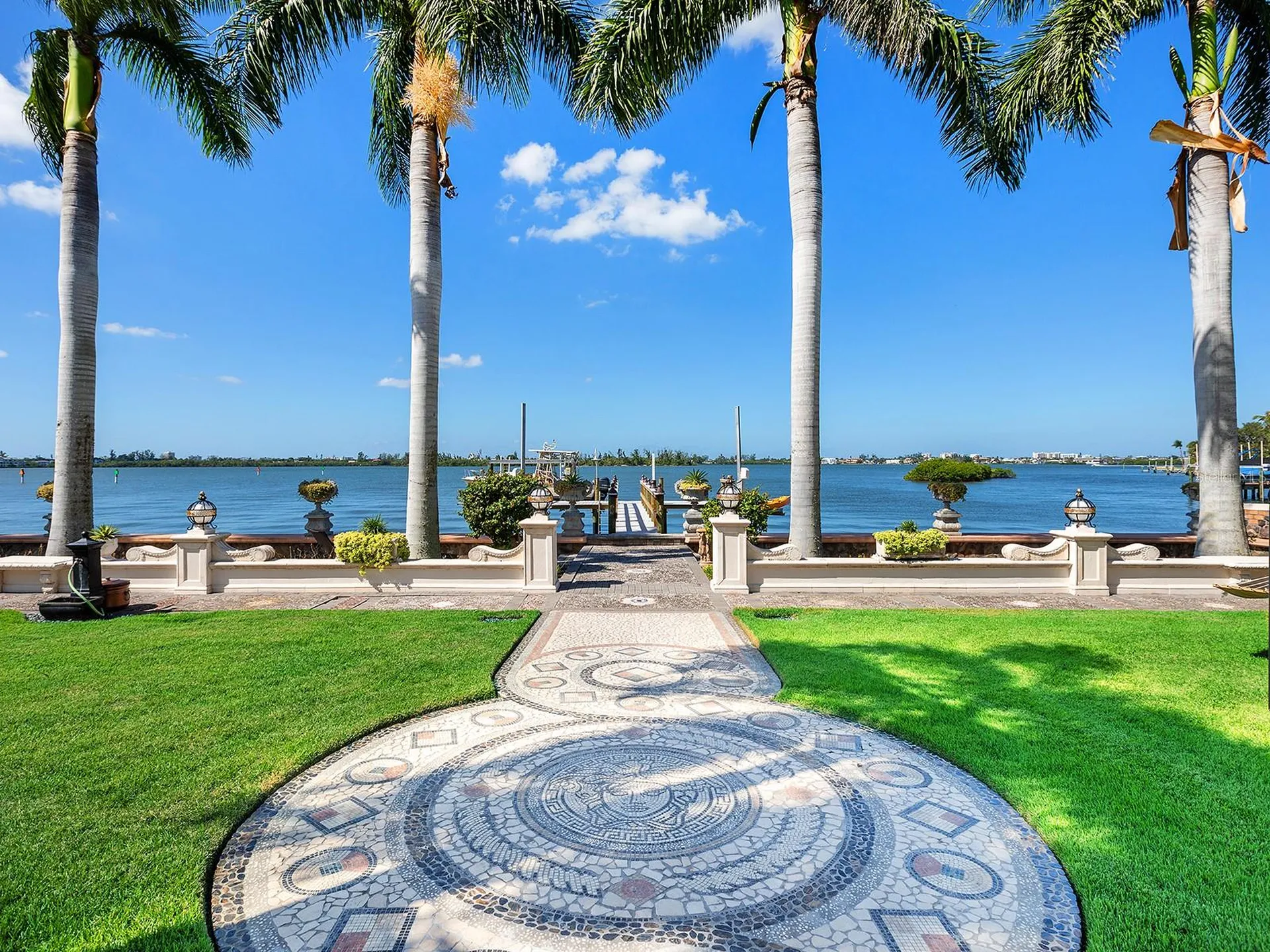 1310 S Lake Shore Drive Sarasota FL 34231
