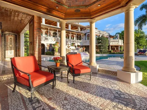 1310 S Lake Shore Drive Sarasota FL 34231