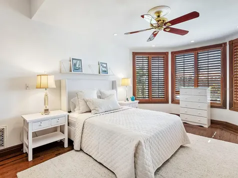 1310 S Lake Shore Drive Sarasota FL 34231