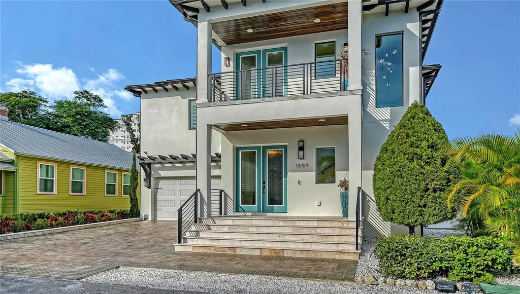 1659 Devonshire Lane Sarasota FL 34236