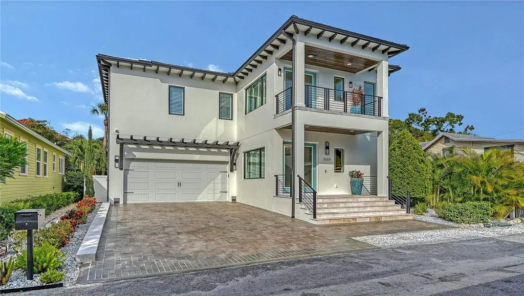 1659 Devonshire Lane Sarasota FL 34236