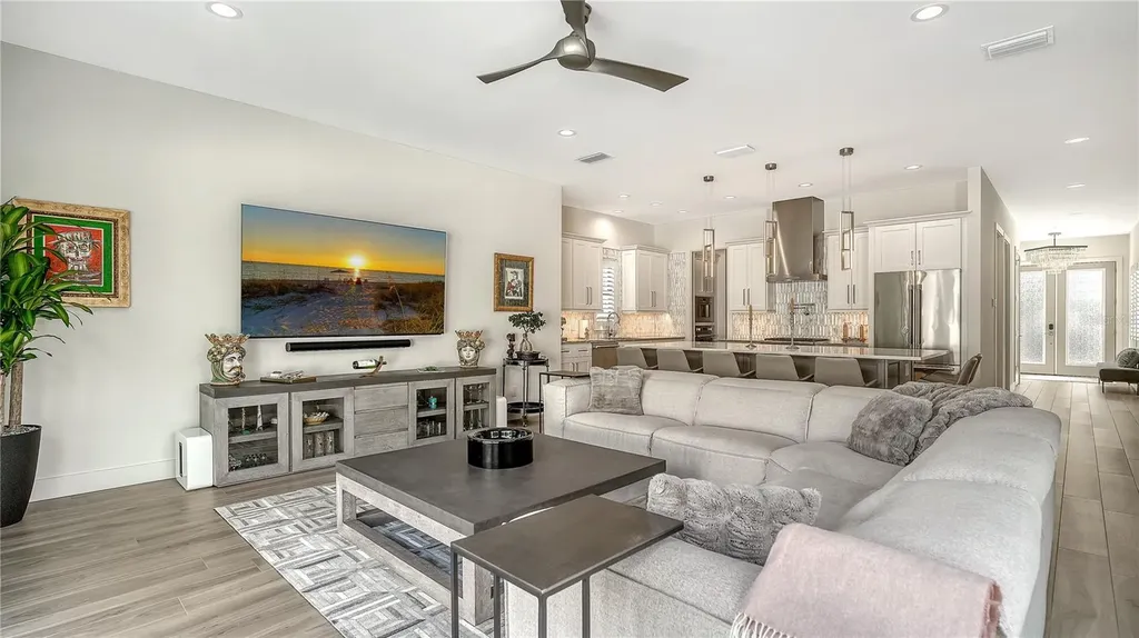 1659 Devonshire Lane Sarasota FL 34236