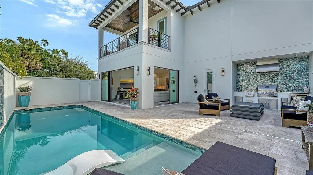 1659 Devonshire Lane Sarasota FL 34236