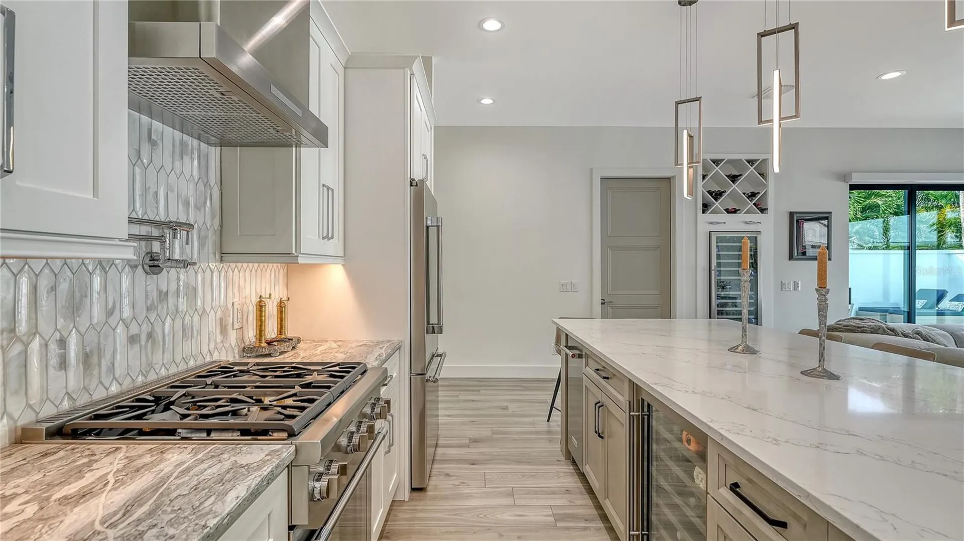 1659 Devonshire Lane Sarasota FL 34236