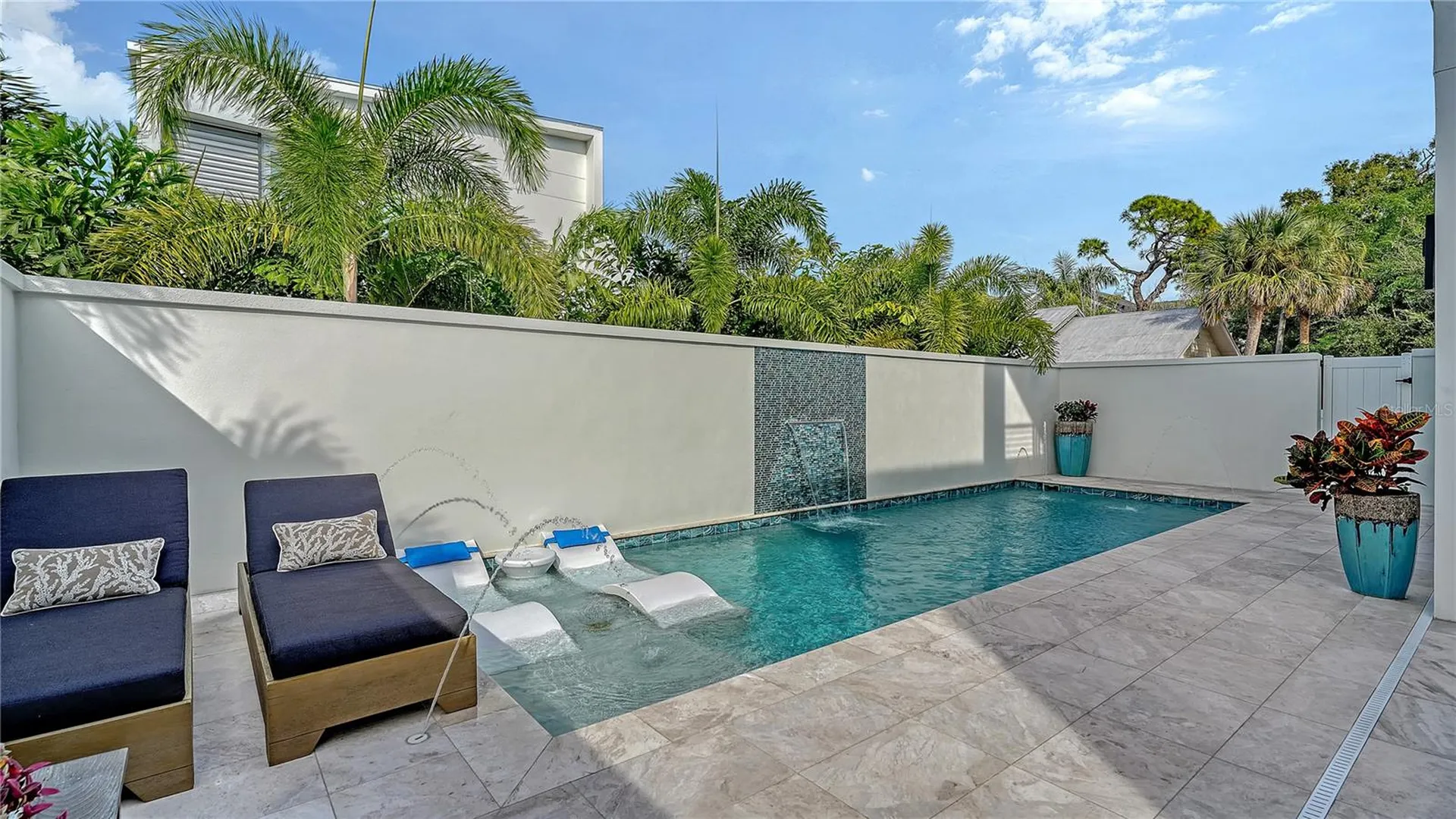 1659 Devonshire Lane Sarasota FL 34236