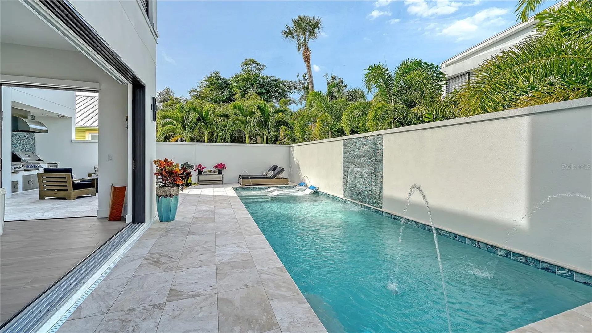 1659 Devonshire Lane Sarasota FL 34236