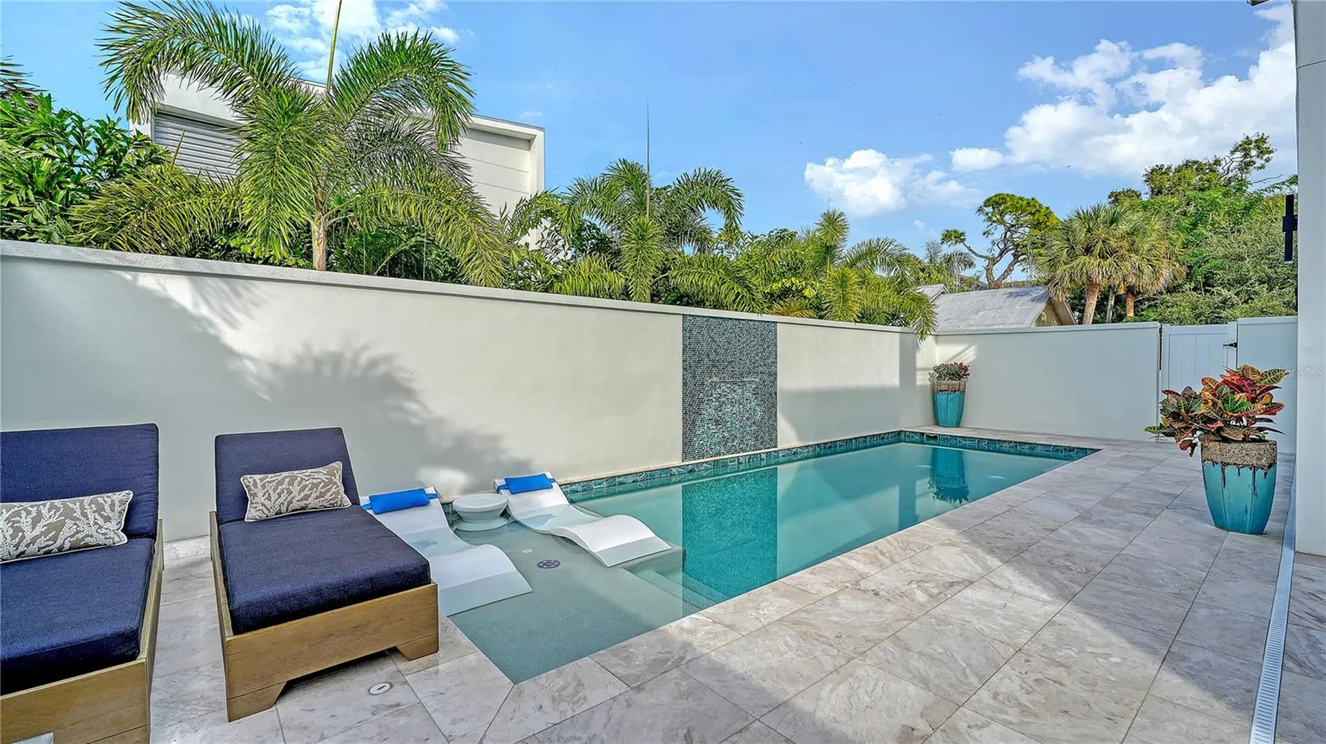 1659 Devonshire Lane Sarasota FL 34236
