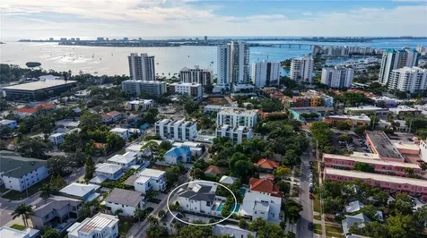 1659 Devonshire Lane Sarasota FL 34236
