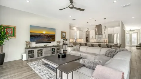 1659 Devonshire Lane Sarasota FL 34236