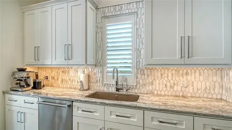 1659 Devonshire Lane Sarasota FL 34236