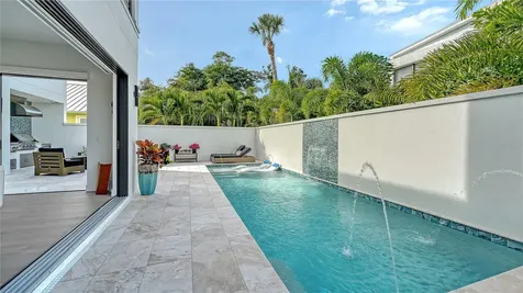 1659 Devonshire Lane Sarasota FL 34236