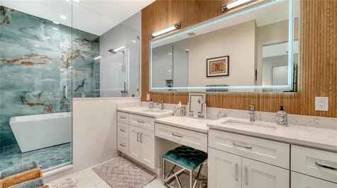 1659 Devonshire Lane Sarasota FL 34236