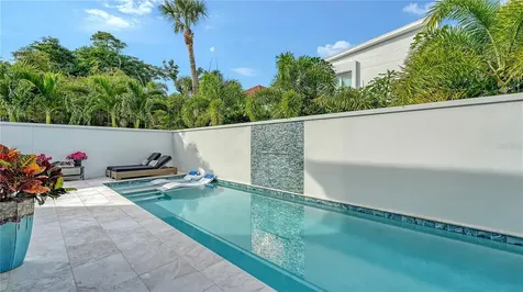 1659 Devonshire Lane Sarasota FL 34236