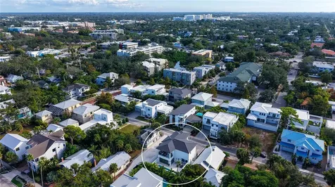 1659 Devonshire Lane Sarasota FL 34236
