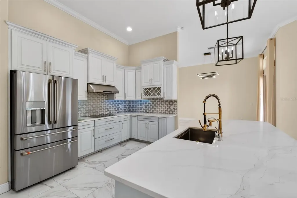 2776 Kissimmee Bay Circle Kissimmee FL 34744