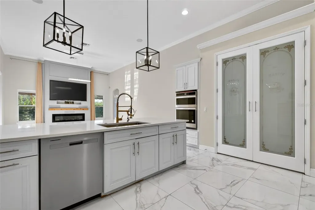 2776 Kissimmee Bay Circle Kissimmee FL 34744