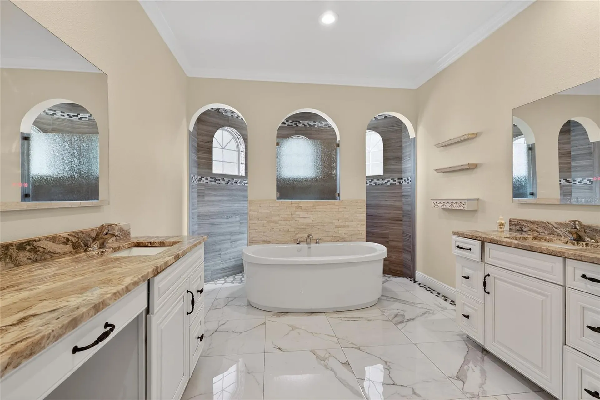2776 Kissimmee Bay Circle Kissimmee FL 34744