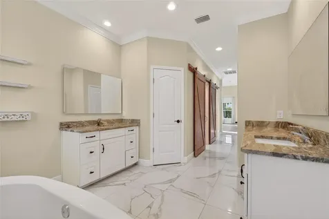 2776 Kissimmee Bay Circle Kissimmee FL 34744
