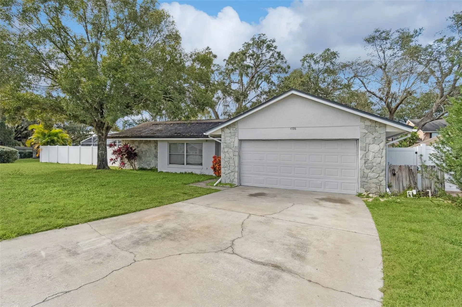 4598 Conway Landing Drive Orlando FL 32812