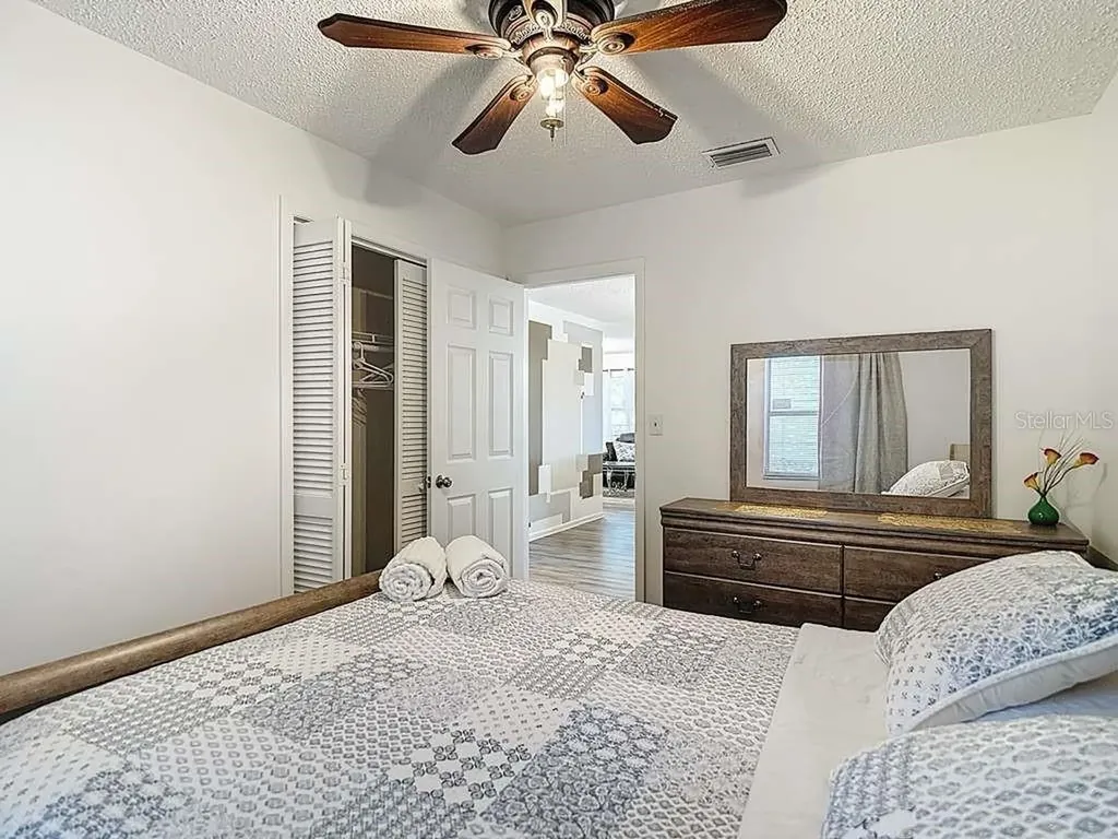 2520 W Saint John Street Tampa FL 33607