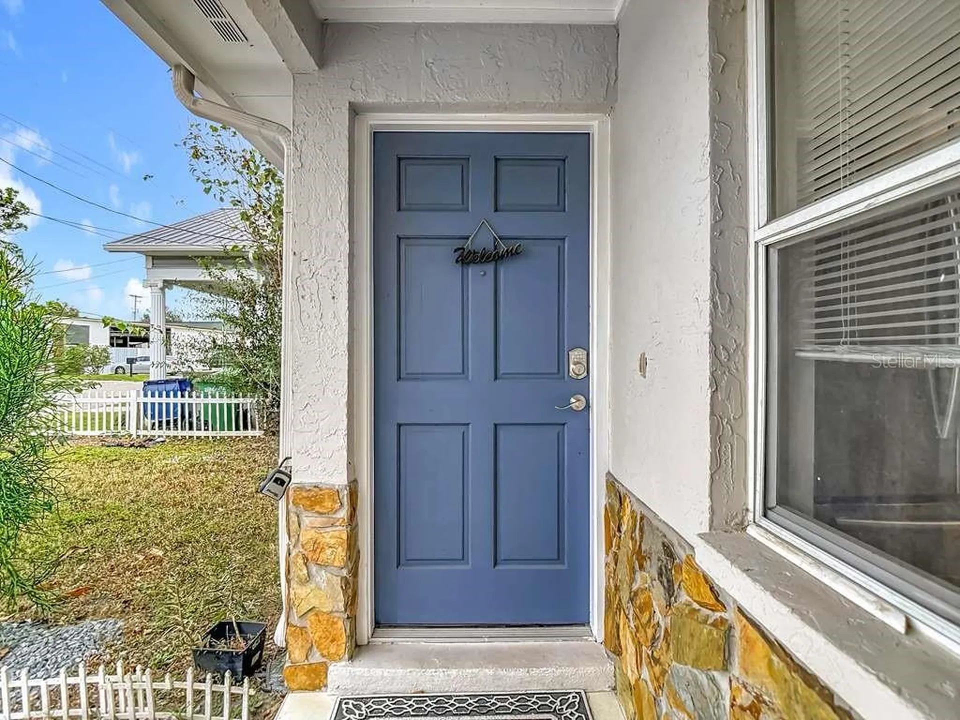 2520 W Saint John Street Tampa FL 33607