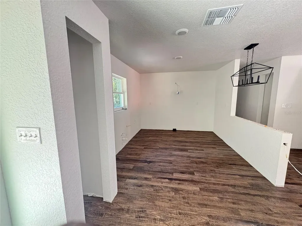 1253 NW 56th Court Ocala FL 34482