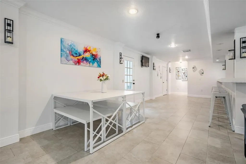 815 NW 2nd Avenue Ruskin FL 33570