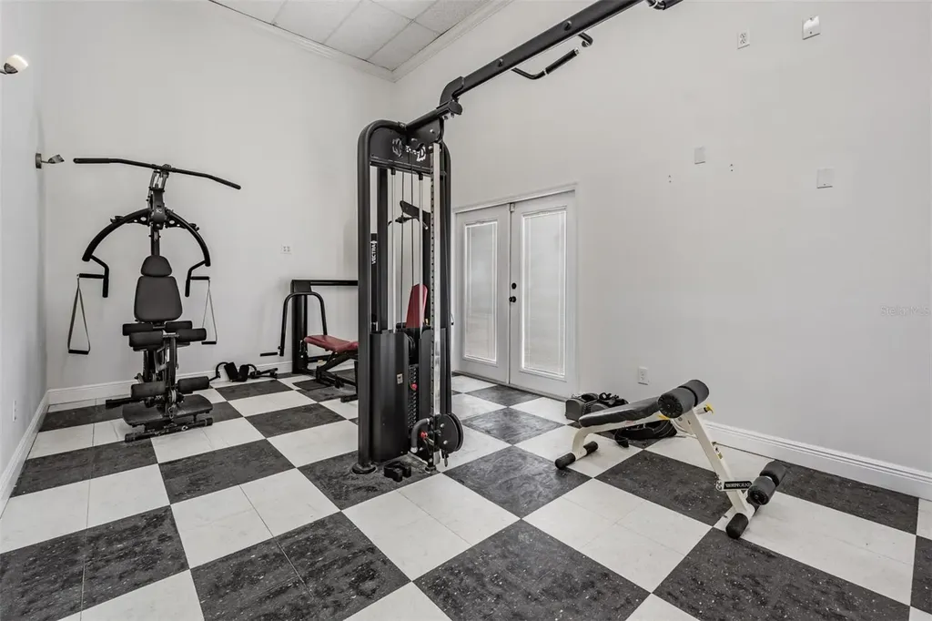 815 NW 2nd Avenue Ruskin FL 33570