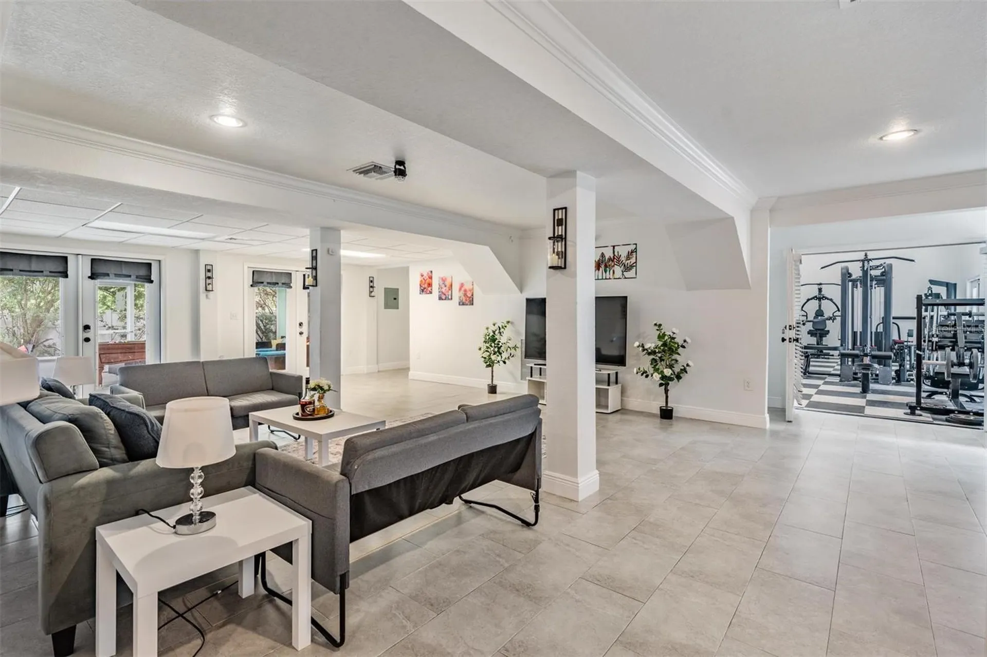 815 NW 2nd Avenue Ruskin FL 33570