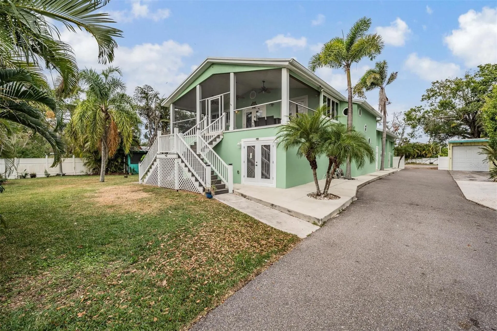 815 NW 2nd Avenue Ruskin FL 33570