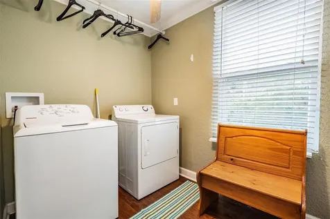 815 NW 2nd Avenue Ruskin FL 33570
