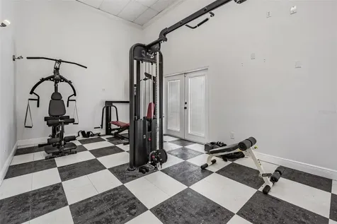 815 NW 2nd Avenue Ruskin FL 33570