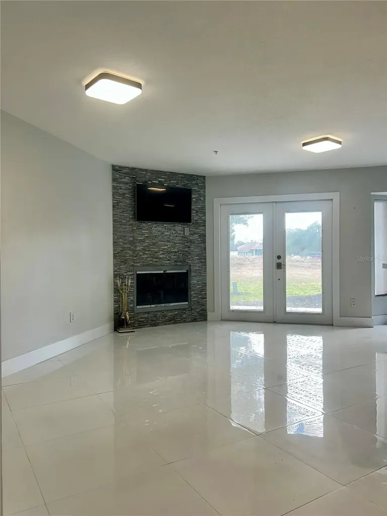 1242 N Fairway Drive Apopka FL 32712