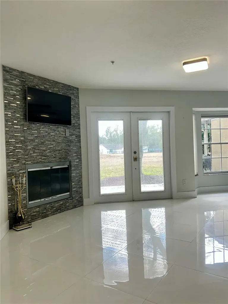 1242 N Fairway Drive Apopka FL 32712