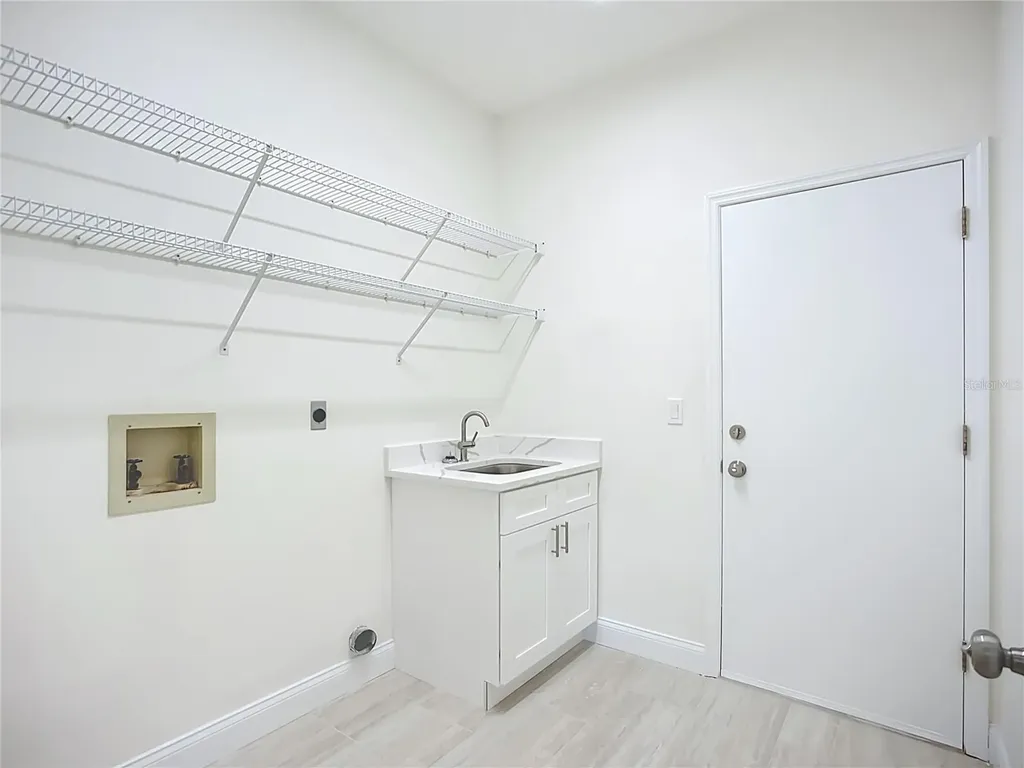 2960 Sandringham Place Sarasota FL 34235