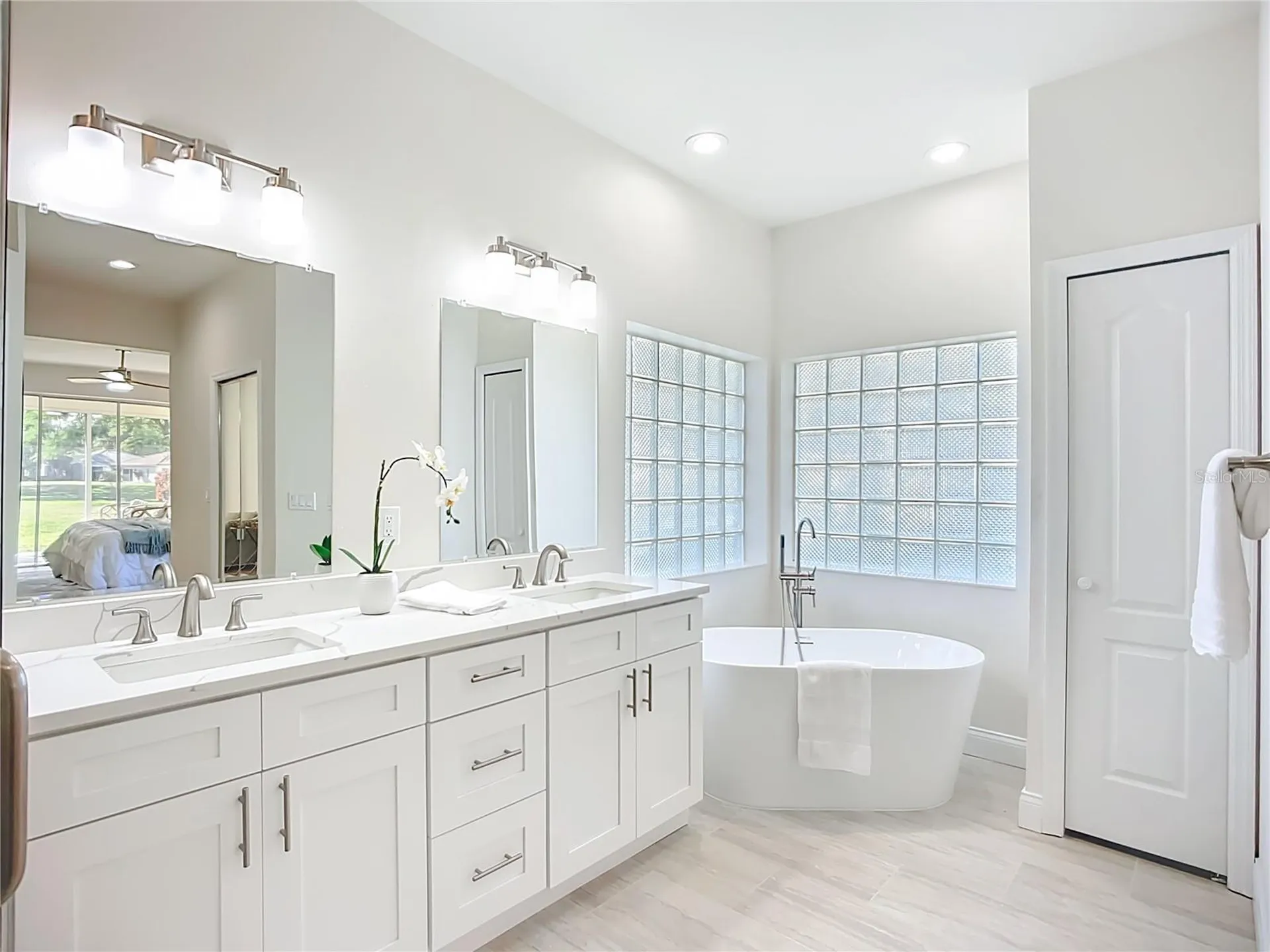 2960 Sandringham Place Sarasota FL 34235